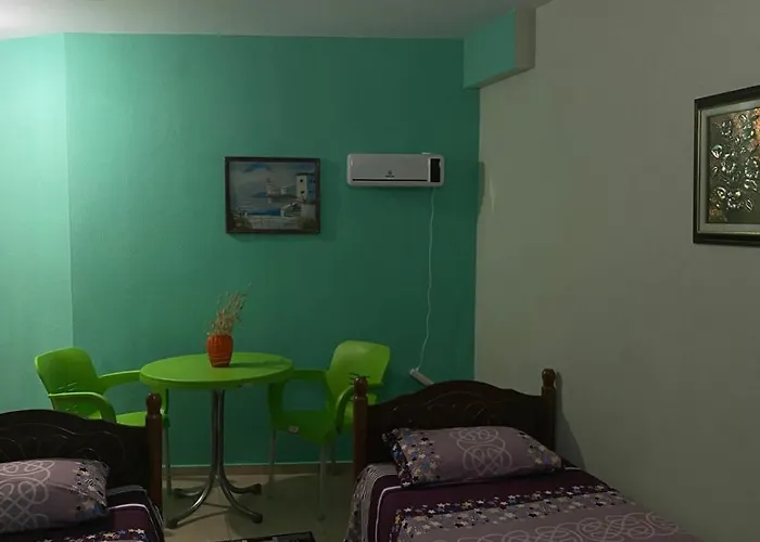 Charming Lakeside Διαμέρισμα